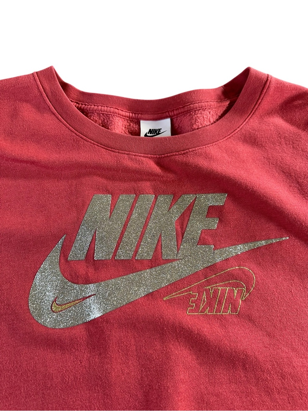 Nike Plus Women's Coral-Red Cropped Crewneck Sweatshirt with Glitter Logo 3X - Picture 4 of 11